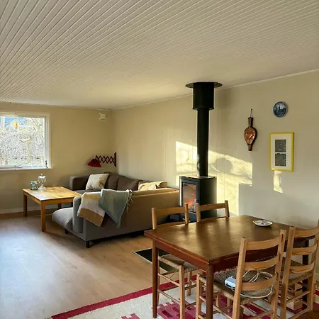 Сasa de vacaciones 70s Wooden House Near Dalby Huse *